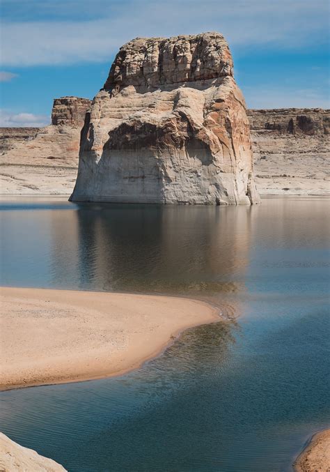 View a map of <strong>Lake Powell</strong>. . Lone rock lake powell water level